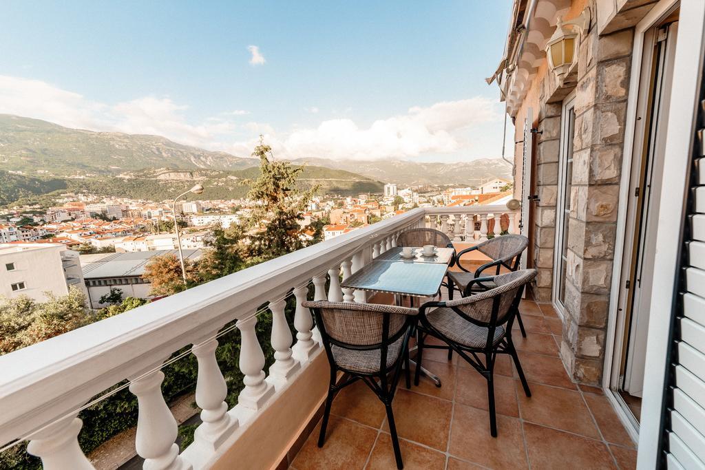 Damonte - Apartments And Rooms Budva Exterior foto